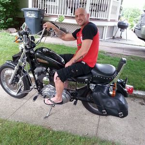 Meet your Posher, Buddy